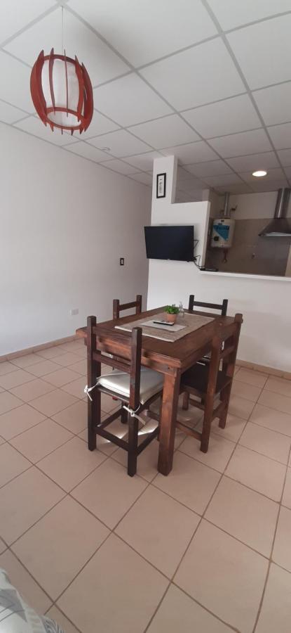 Departamentos Saavedra Dtos 1y2 Apartment Viedma