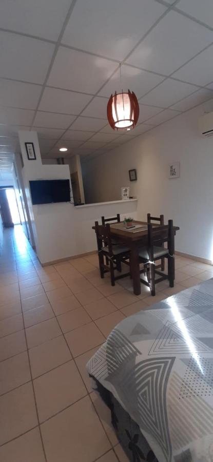 Apartment Departamentos Saavedra Dtos 1y2 *